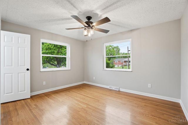 6331 Starridge Court, Cincinnati, OH 45248