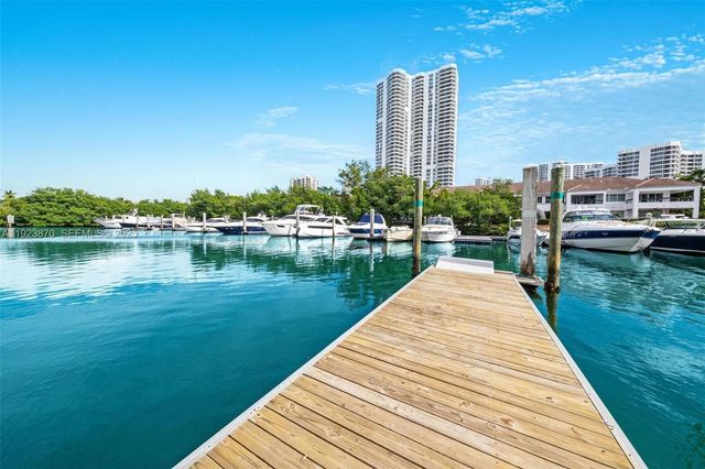 3400 NE 192nd St 1808, Aventura, FL 33180