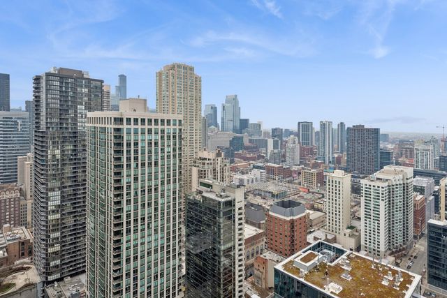 25 E Superior Street 3903, Chicago, IL 60611