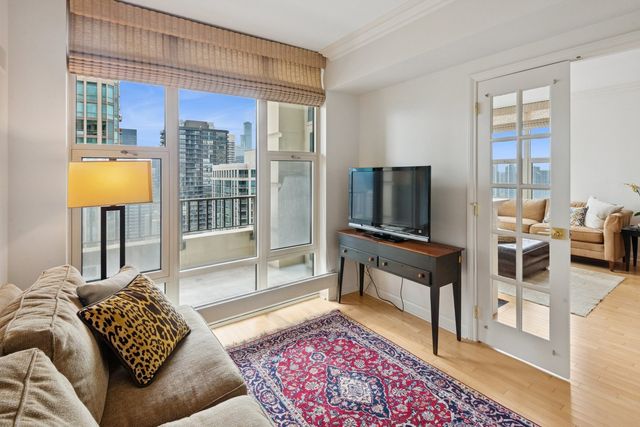 25 E Superior Street 3903, Chicago, IL 60611