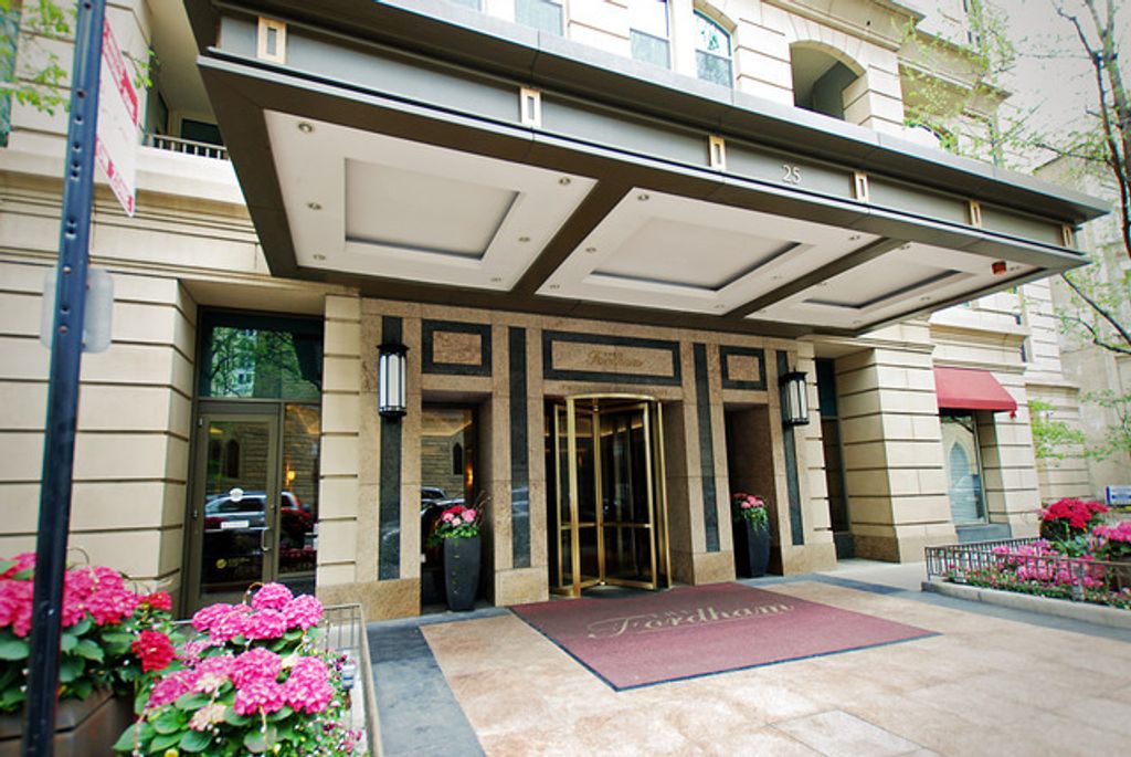 25 E Superior Street 3903, Chicago, IL 60611