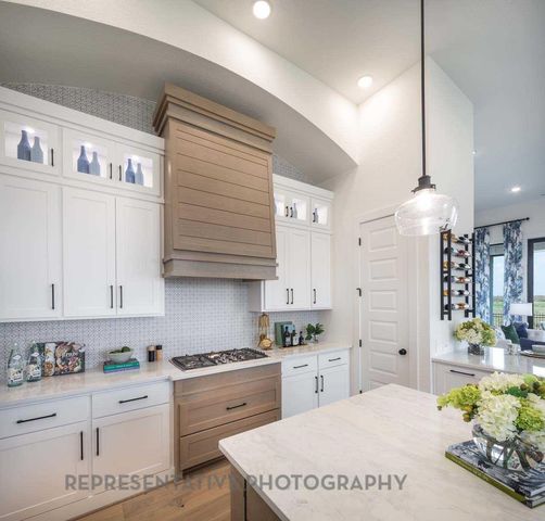 837 Bridle Path Parkway, Aubrey, TX 76227