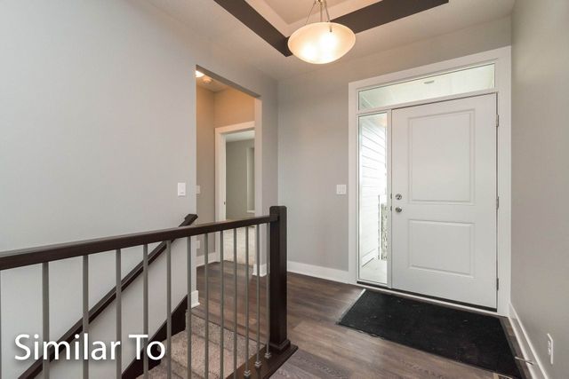 9512 NW 82nd Avenue, Johnston, IA 50131