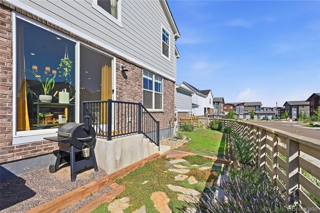8281 Hunts Peak Street, Littleton, CO 80125