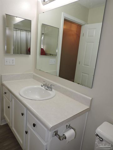 1160 Sweetbriar St, Cantonment, FL 32533