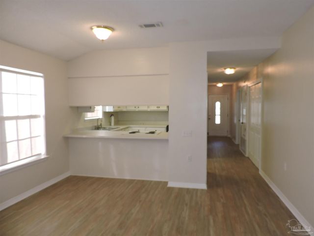 1160 Sweetbriar St, Cantonment, FL 32533