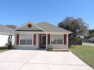 1160 Sweetbriar St, Cantonment, FL 32533