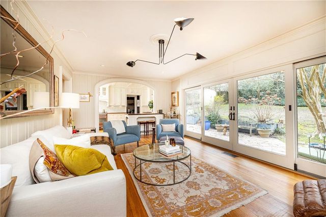 870 Wellesley NW Drive, Atlanta, GA 30305