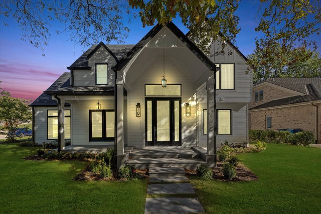 5603 S Garfield Street, Hinsdale, IL 60521