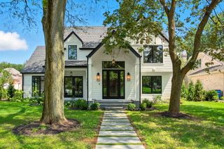 5603 S Garfield Street, Hinsdale, IL 60521