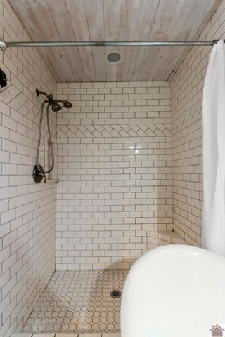 8475 Old Mayfield Rd, Boaz, Mccracken, KY 42027