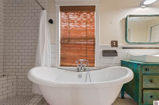 8475 Old Mayfield Rd, Boaz, Mccracken, KY 42027