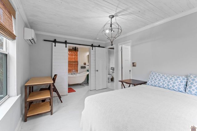 8475 Old Mayfield Rd, Boaz, Mccracken, KY 42027