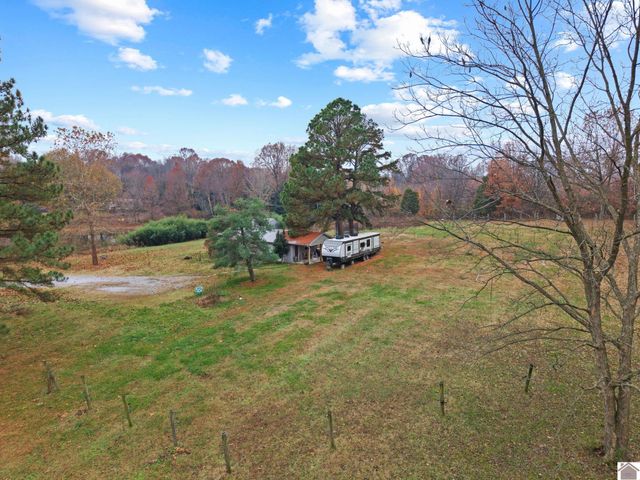 8475 Old Mayfield Rd, Boaz, Mccracken, KY 42027