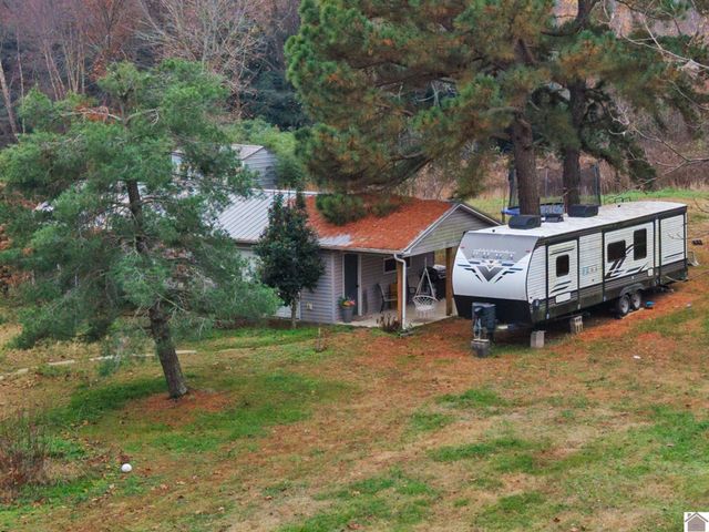 8475 Old Mayfield Rd, Boaz, Mccracken, KY 42027