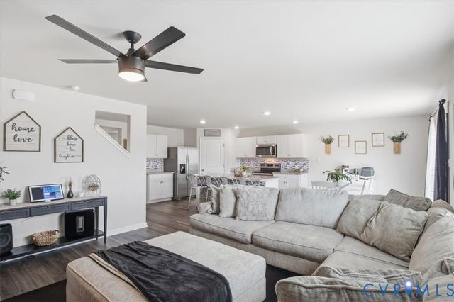 7861 Arbor Marsh Ter, New Kent, VA 23124