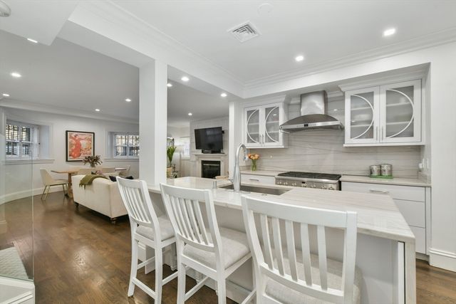 29 Fairfield St 1A, Boston, MA 02116