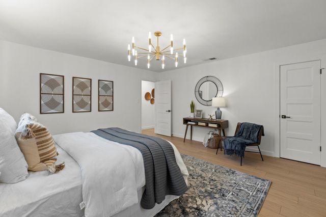 4008 Balcones Woods DR, Austin, TX 78759