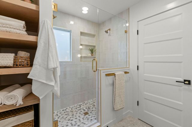 4008 Balcones Woods DR, Austin, TX 78759