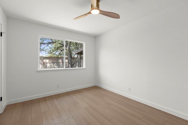 4008 Balcones Woods DR, Austin, TX 78759