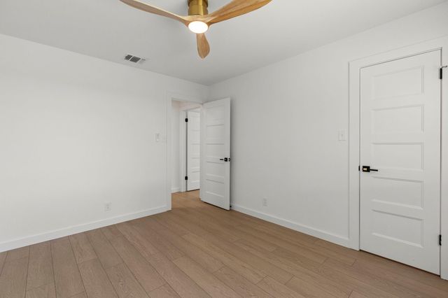 4008 Balcones Woods DR, Austin, TX 78759