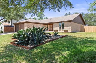 4008 Balcones Woods DR, Austin, TX 78759