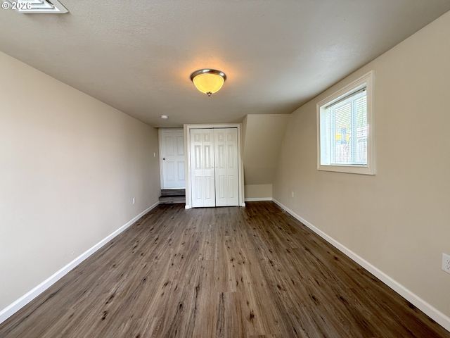 250 44TH St, Springfield, OR 97478