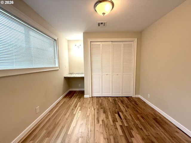 250 44TH St, Springfield, OR 97478