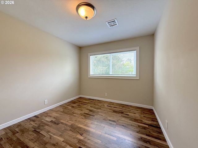 250 44TH St, Springfield, OR 97478