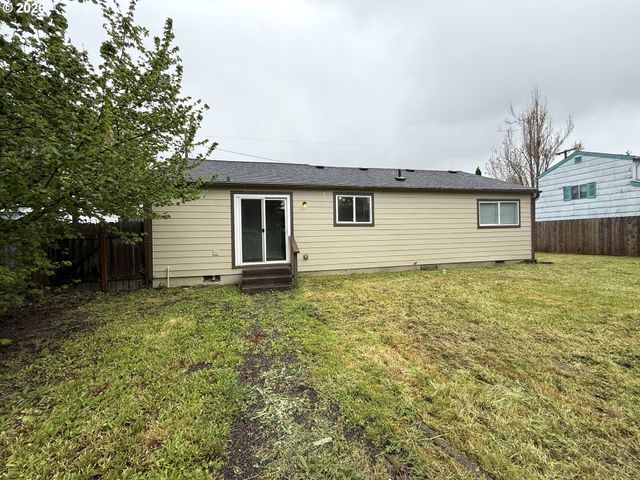 250 44TH St, Springfield, OR 97478