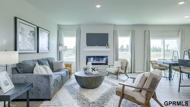 20554 Westridge Drive, Gretna, NE 68028