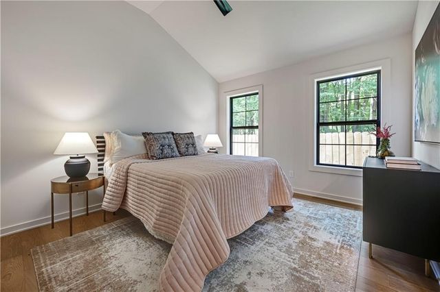 19 E 78th Terrace, Kansas City, MO 64114
