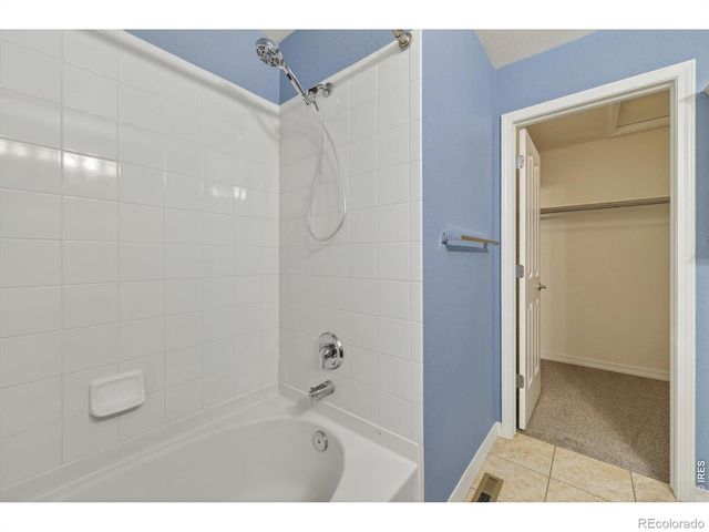 805 Summer Hawk Drive 156, Longmont, CO 80504