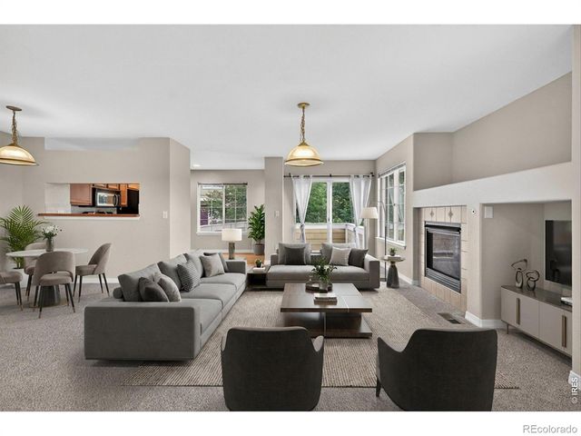 805 Summer Hawk Drive 156, Longmont, CO 80504