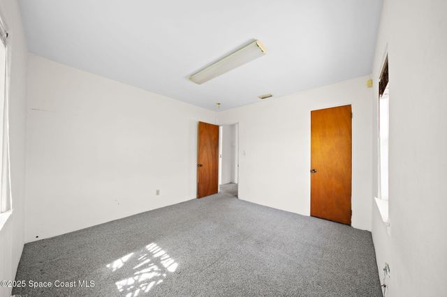 2583 Victoria Drive NE, Palm Bay, FL 32905