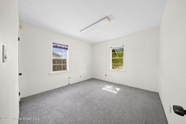 2583 Victoria Drive NE, Palm Bay, FL 32905