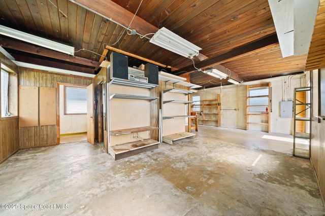 2583 Victoria Drive NE, Palm Bay, FL 32905