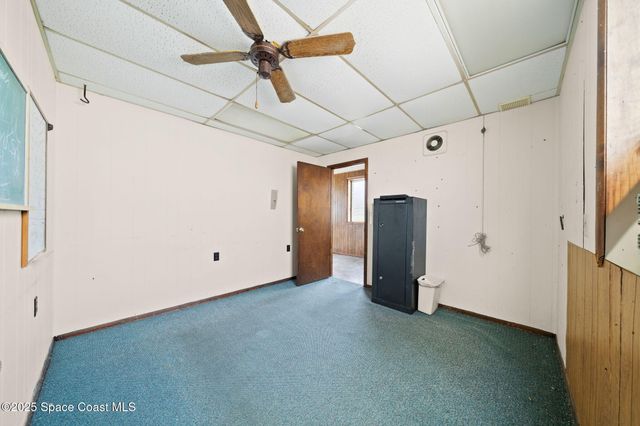 2583 Victoria Drive NE, Palm Bay, FL 32905