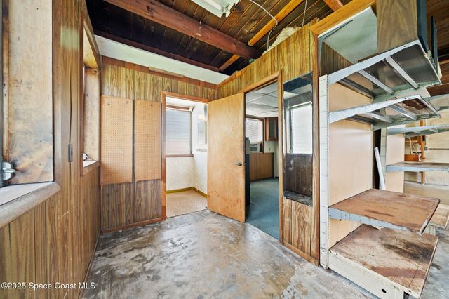 2583 Victoria Drive NE, Palm Bay, FL 32905