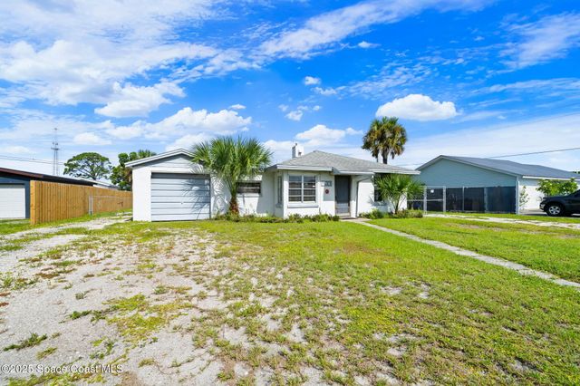 2583 Victoria Drive NE, Palm Bay, FL 32905