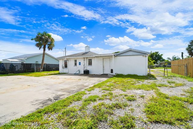 2583 Victoria Drive NE, Palm Bay, FL 32905