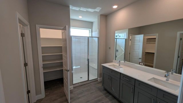 1245 BELTWAY Lane, Granbury, TX 76048