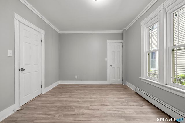 30 North Walnut Street, Waterbury, CT 06704