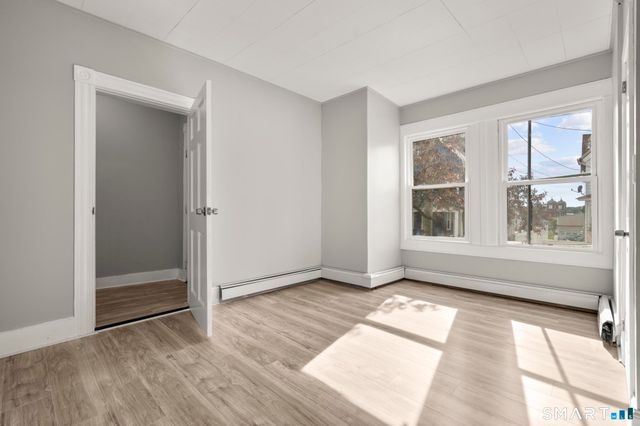 30 North Walnut Street, Waterbury, CT 06704