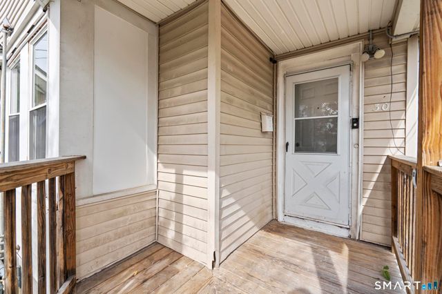 30 North Walnut Street, Waterbury, CT 06704
