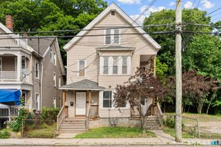30 North Walnut Street, Waterbury, CT 06704