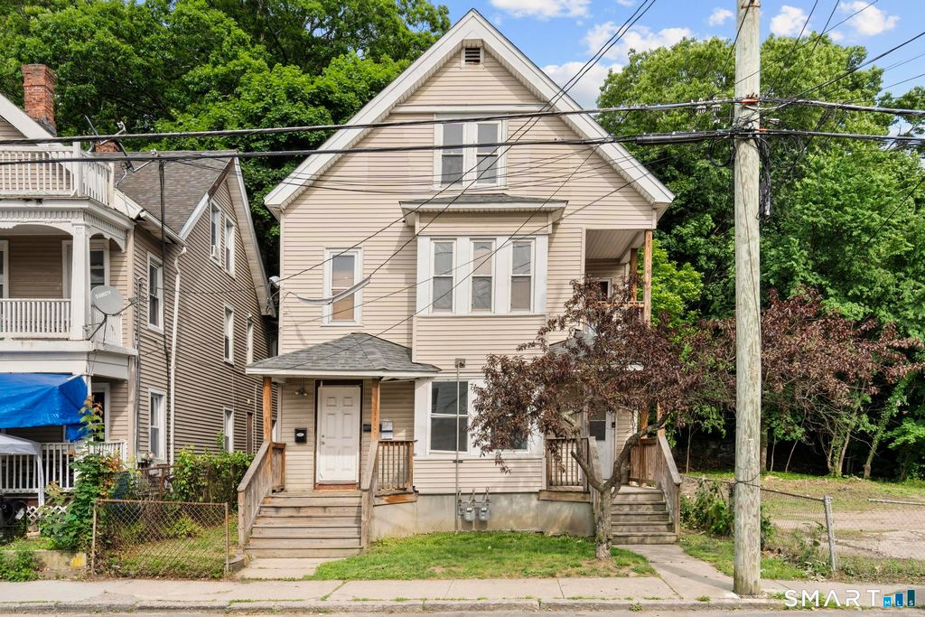 30 North Walnut Street, Waterbury, CT 06704