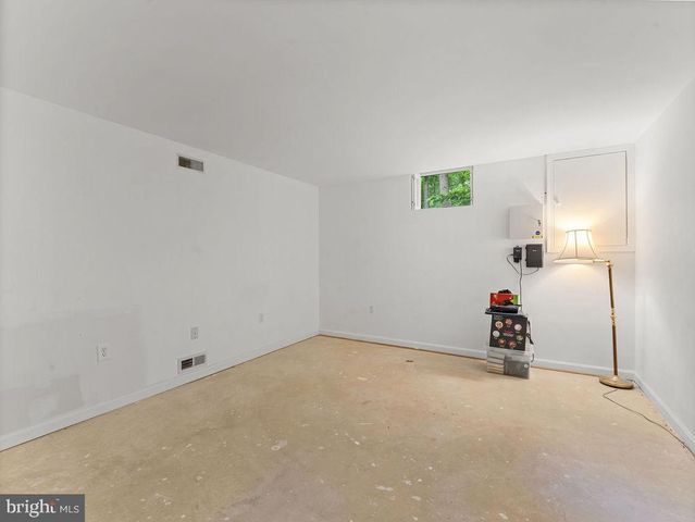 1561 SAPPINGTON DR, Gambrills, MD 21054