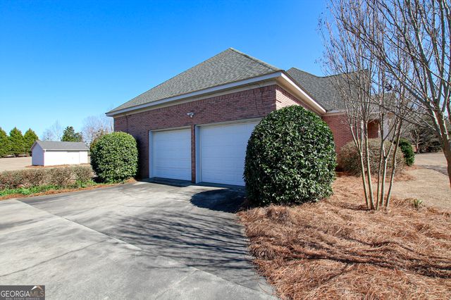 2015 Tucker Road, Perry, GA 31069