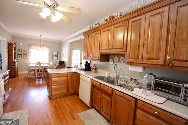 2015 Tucker Road, Perry, GA 31069